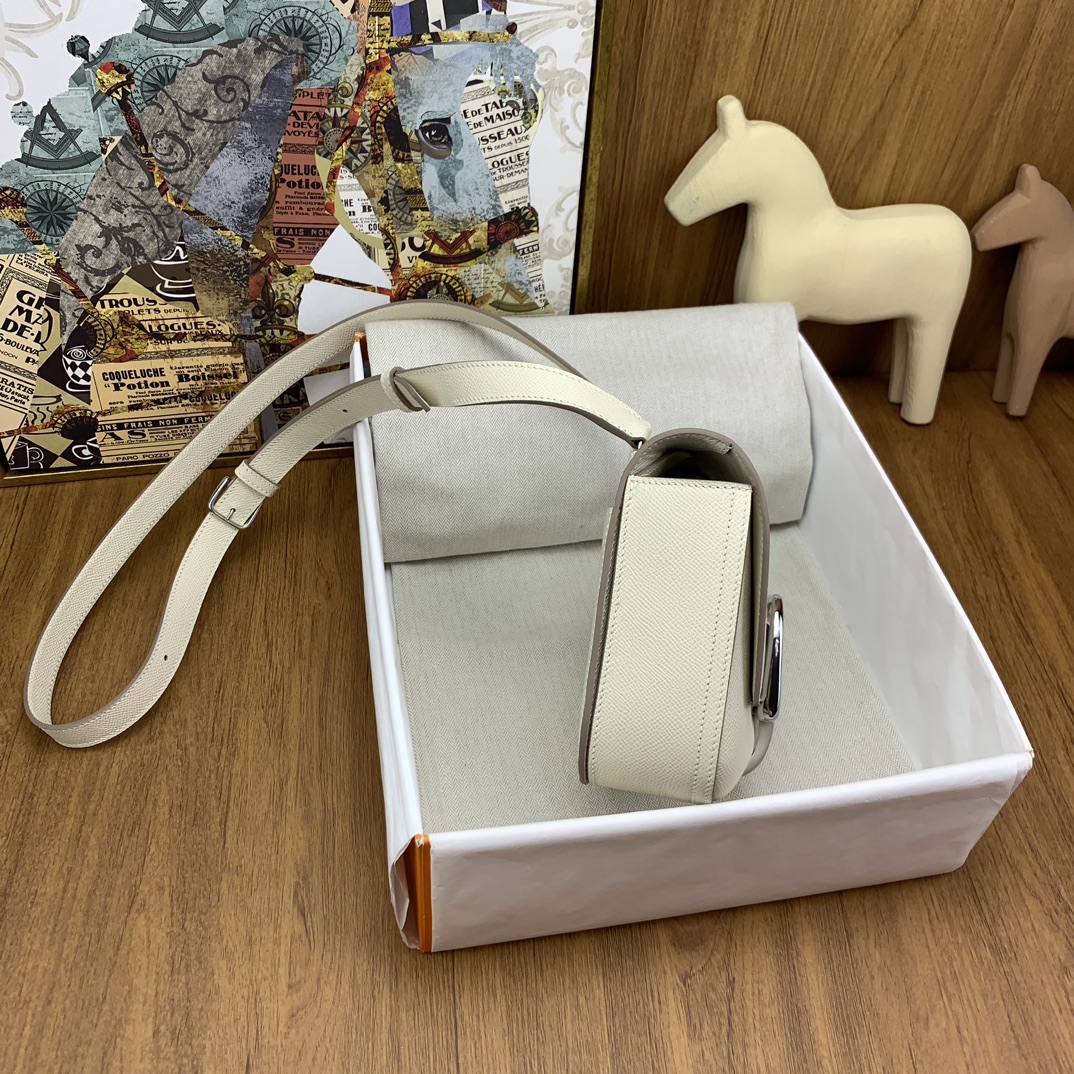 에르메스 델라 카발레리아 미니 앱송 나타